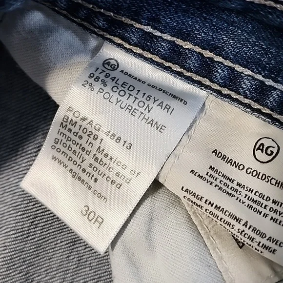 🎉 AG Everett Slim Straight Jeans 🎉